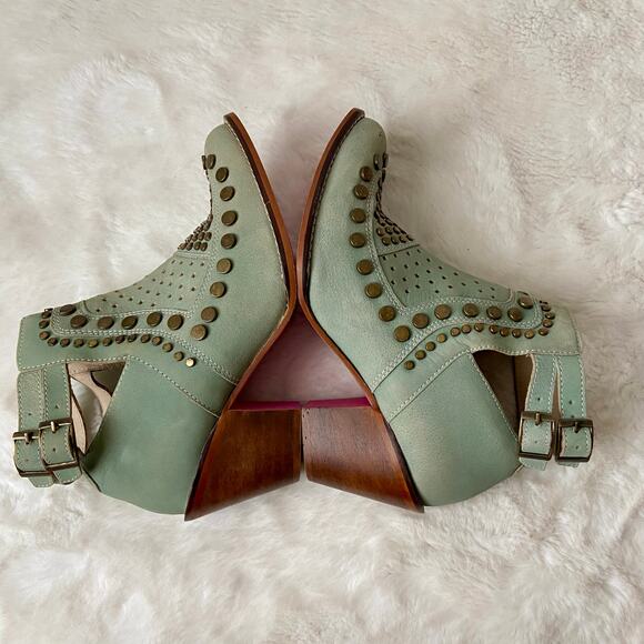 Southern Fried Chics Booties - Picture 4 of 9